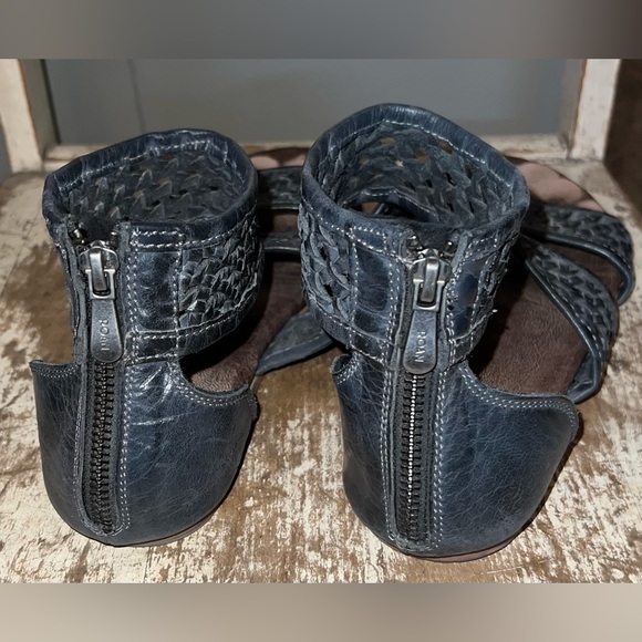 Roan Clio Sandals Size 9 - Picture 5 of 7